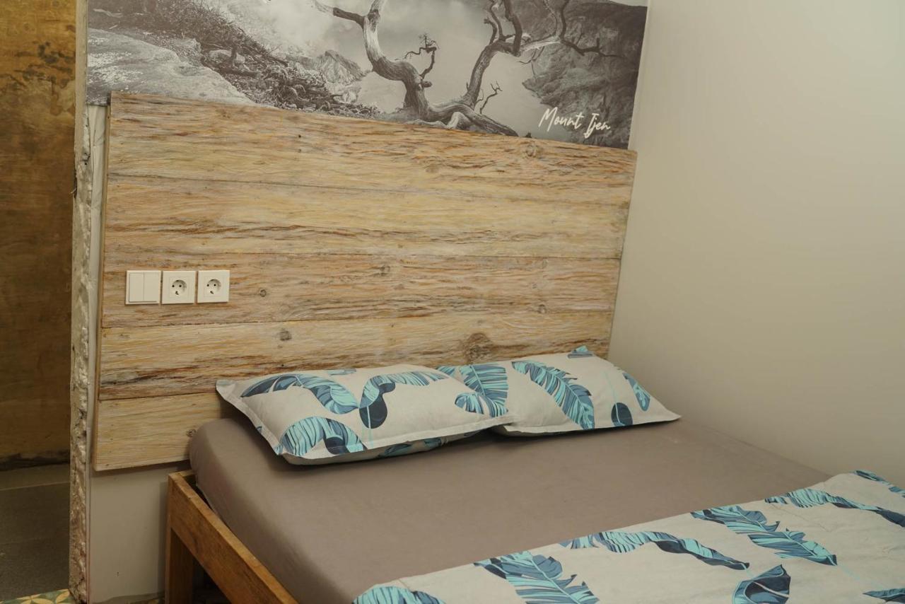 Happy House Bnb Bromo Backpacker Probolinggo Exterior foto