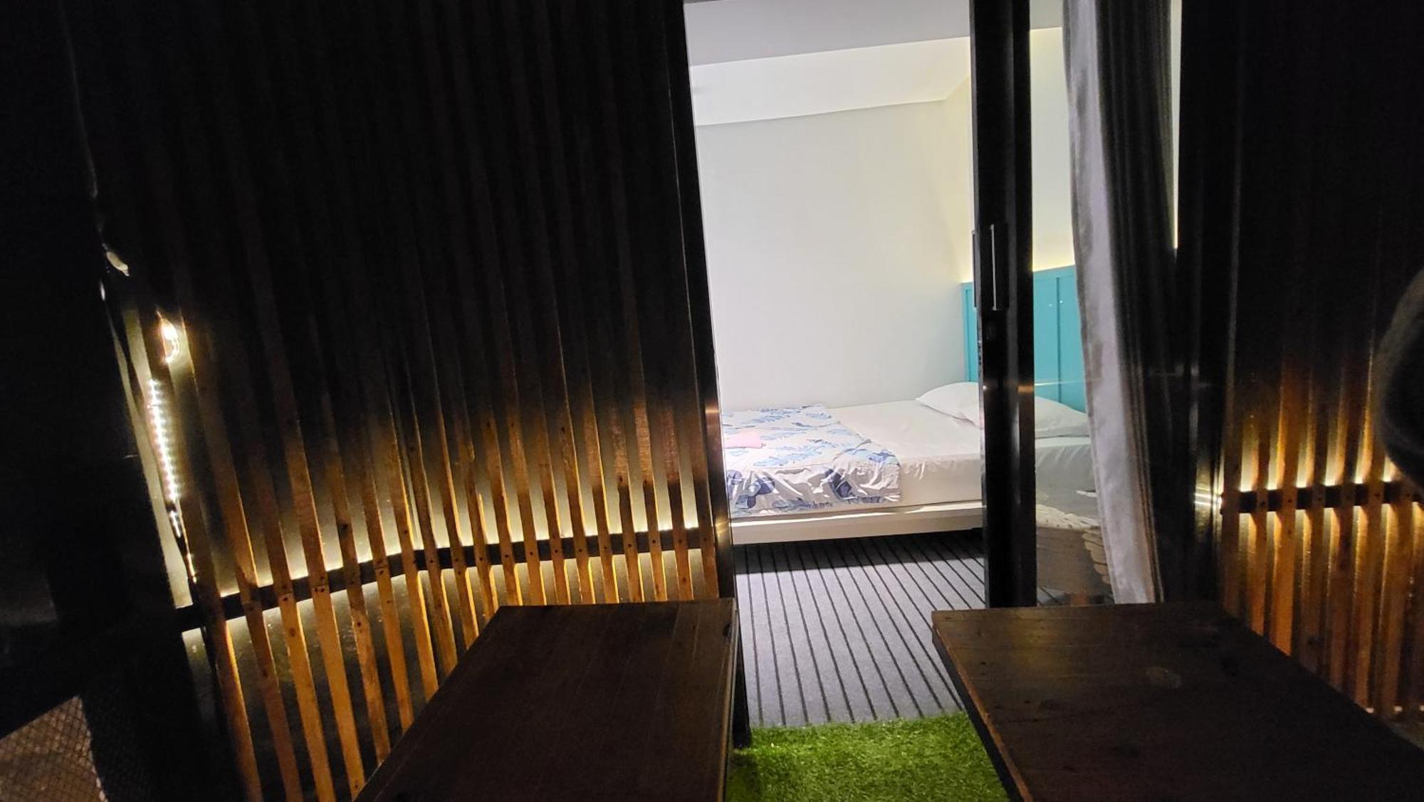 Happy House Bnb Bromo Backpacker Probolinggo Exterior foto